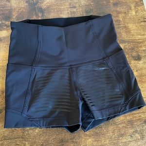 ROGUE RENEGADE HIGH RISE SHORT 2.5"
Black
Size: 8
116925055